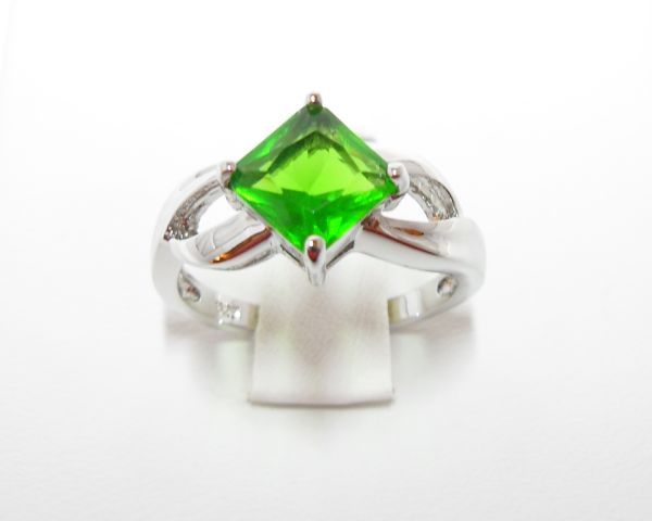 Sterling Silver 925 Emerald Princess CZ Ring