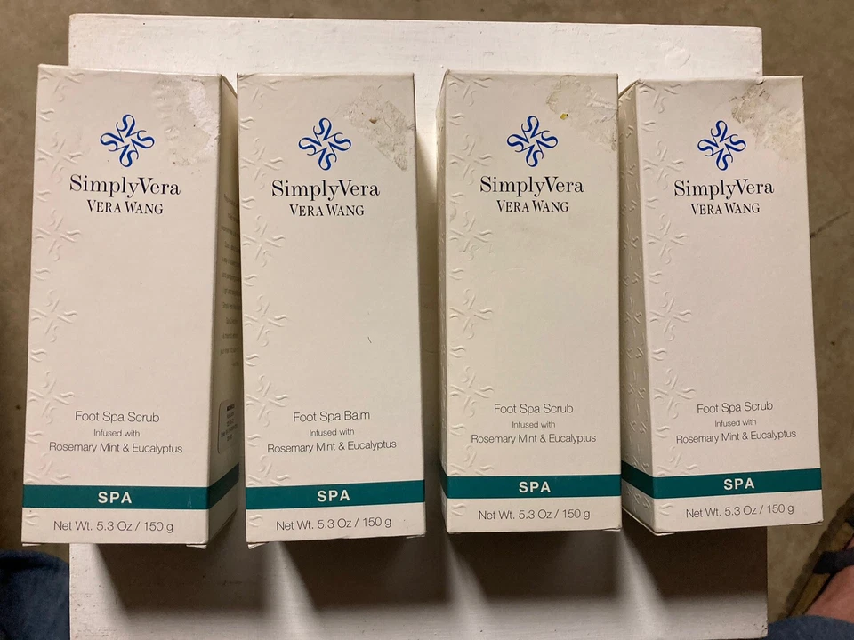 Lote 4 exfoliantes Vera Wang Simply Vera Foot Spa nuevos en caja 5,3 OZ Romero menta eucalipto Foto 2 de 3