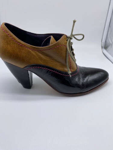 True Religion Mixed Leather 8M Lace-Up Ankle Boots Chocolate/Camel Cone Heel - Picture 3 of 19