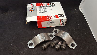 SPICER UNIVERSAL CAPS AND BOLTS 2814 1658834C91 2520013877208