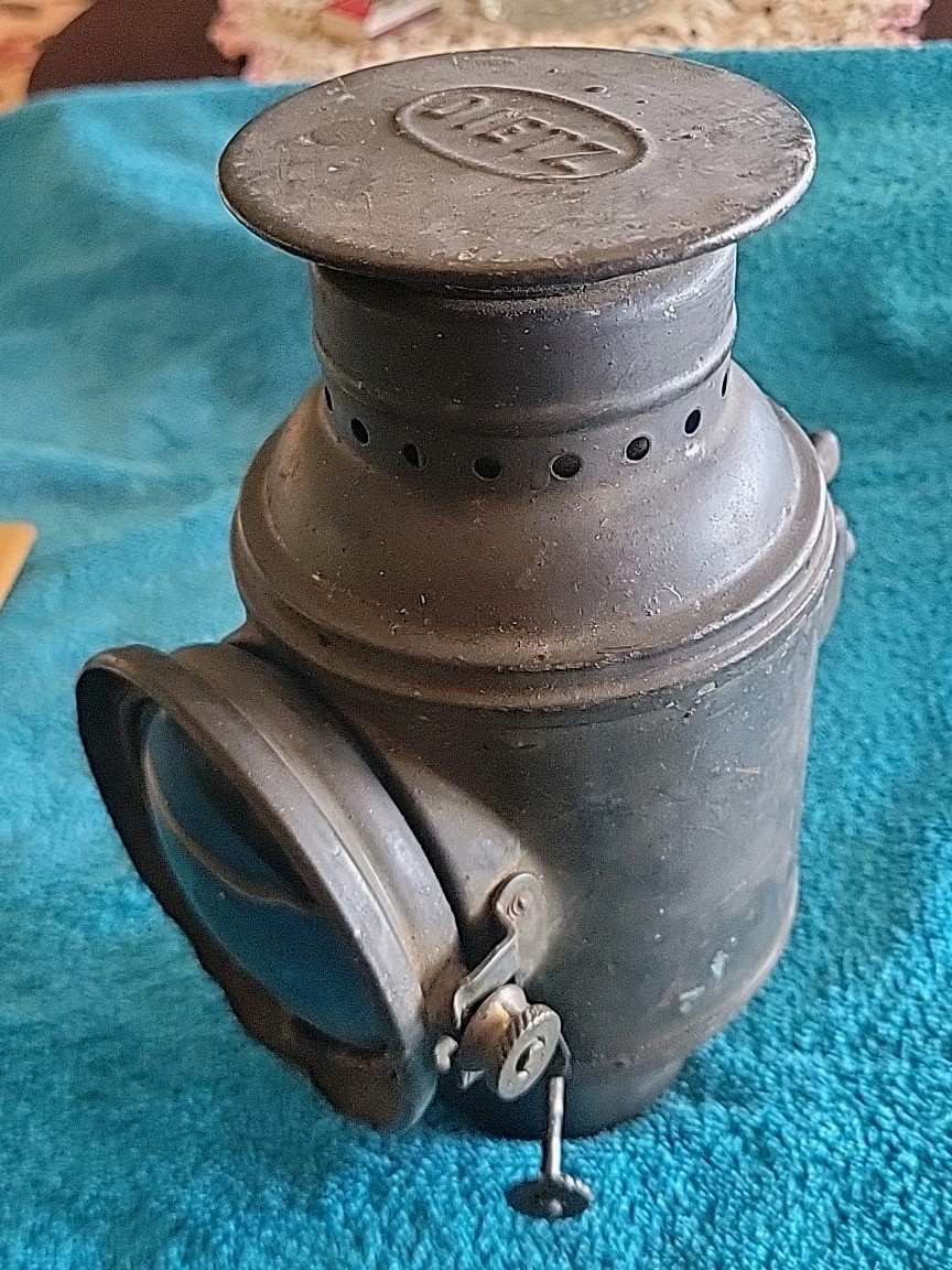 Nice Dietz WW1 Lantern Kerosene Carriage Military Truck Driving