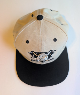 Mitchell & Ness Anaheim Ducks NHL Hockey Snapback Cap Hat Beige/Black