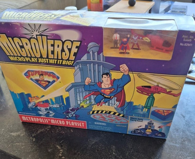 Kenner 1996 Microverse Superman Metropolis Micro Playset NEW SEALED