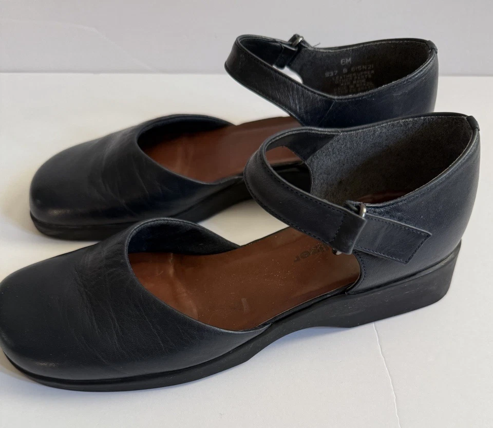 Zapato de Trabajo Mary Jane Confort Azul Marino Sistema de Ajuste Naturalizador 4U Talla 6M Foto 3 de 4