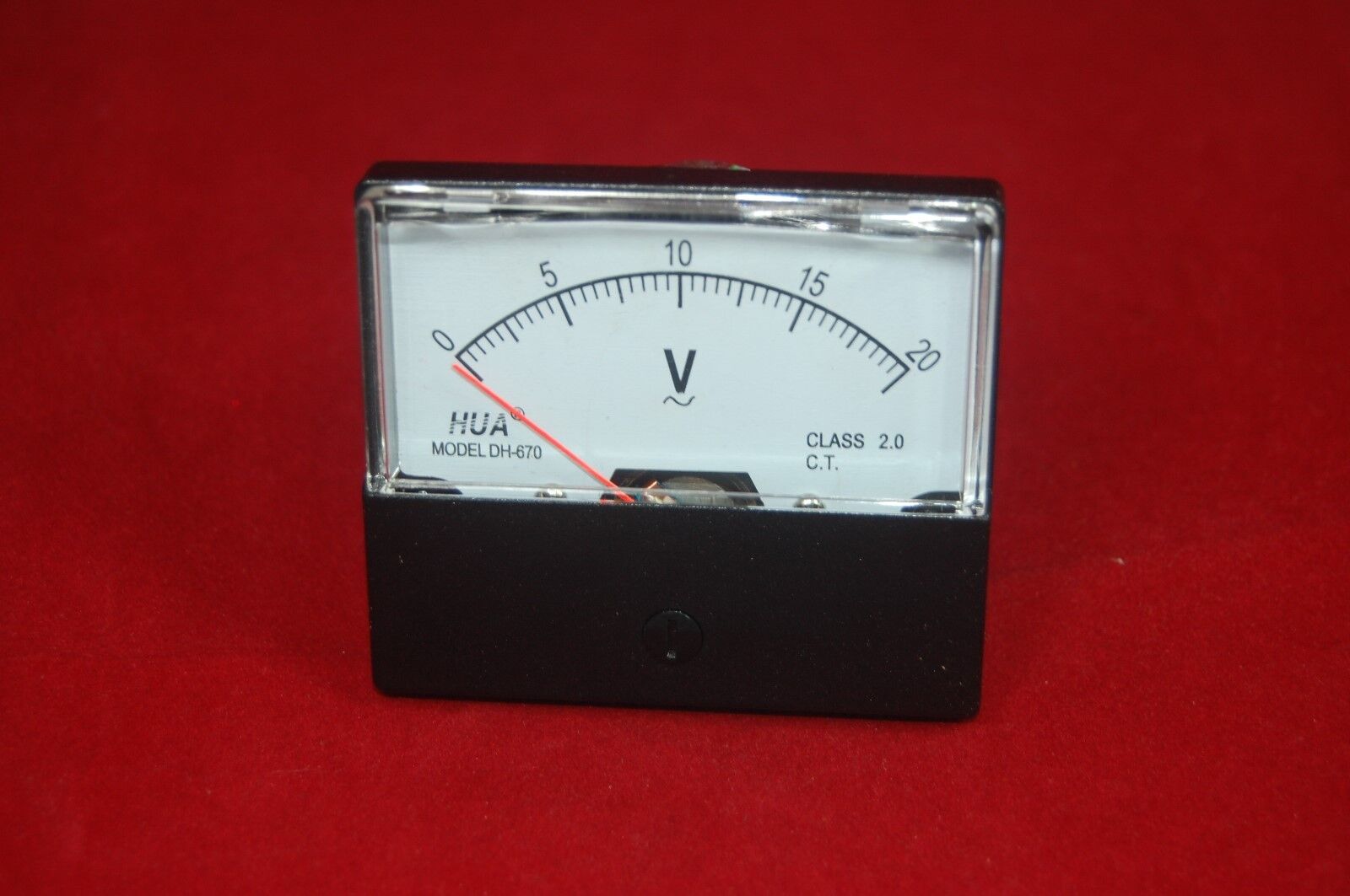 XJF Voltage Testers DC 0-20V Round Analog Dial Panel Meter Voltmeter Gauge