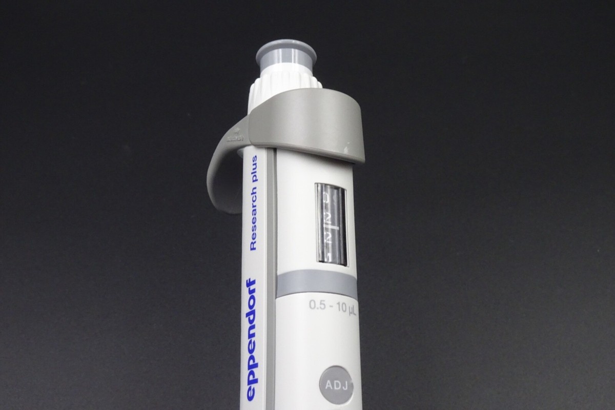 Eppendorf Research Plus 10 | 0.5-10uL | Single Channel Manual 