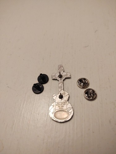Hard Rock Cafe All Access Love All Serve All Black And Silver Guitar Pin - Picture 7 of 9