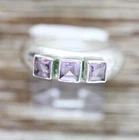VINTAGE AMETHYST STERLING SILVER 925 RING SZ 7 PURPLE GEMSTONE RETRO PRETTY