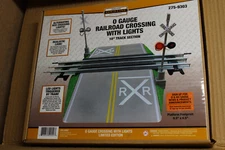 MENARDS  "O" GAUGE CROSSING GATE WITH LIGHTS