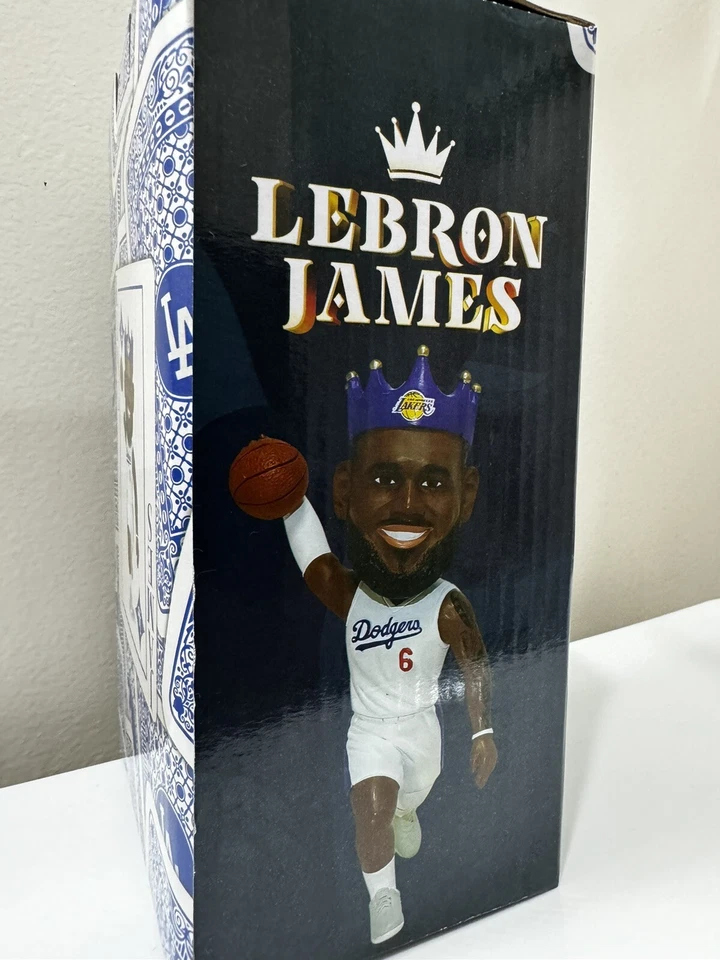 2023 Los Angeles Dodgers Lebron James Bobblehead SGA 8/19 NUEVO Foto 2 de 4