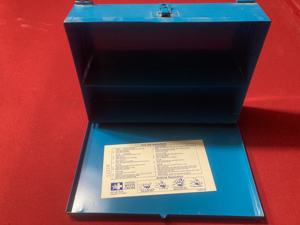 Vintage Acme Chaston Blue Wall Mounted Collectible 25 Metal First Aid ...