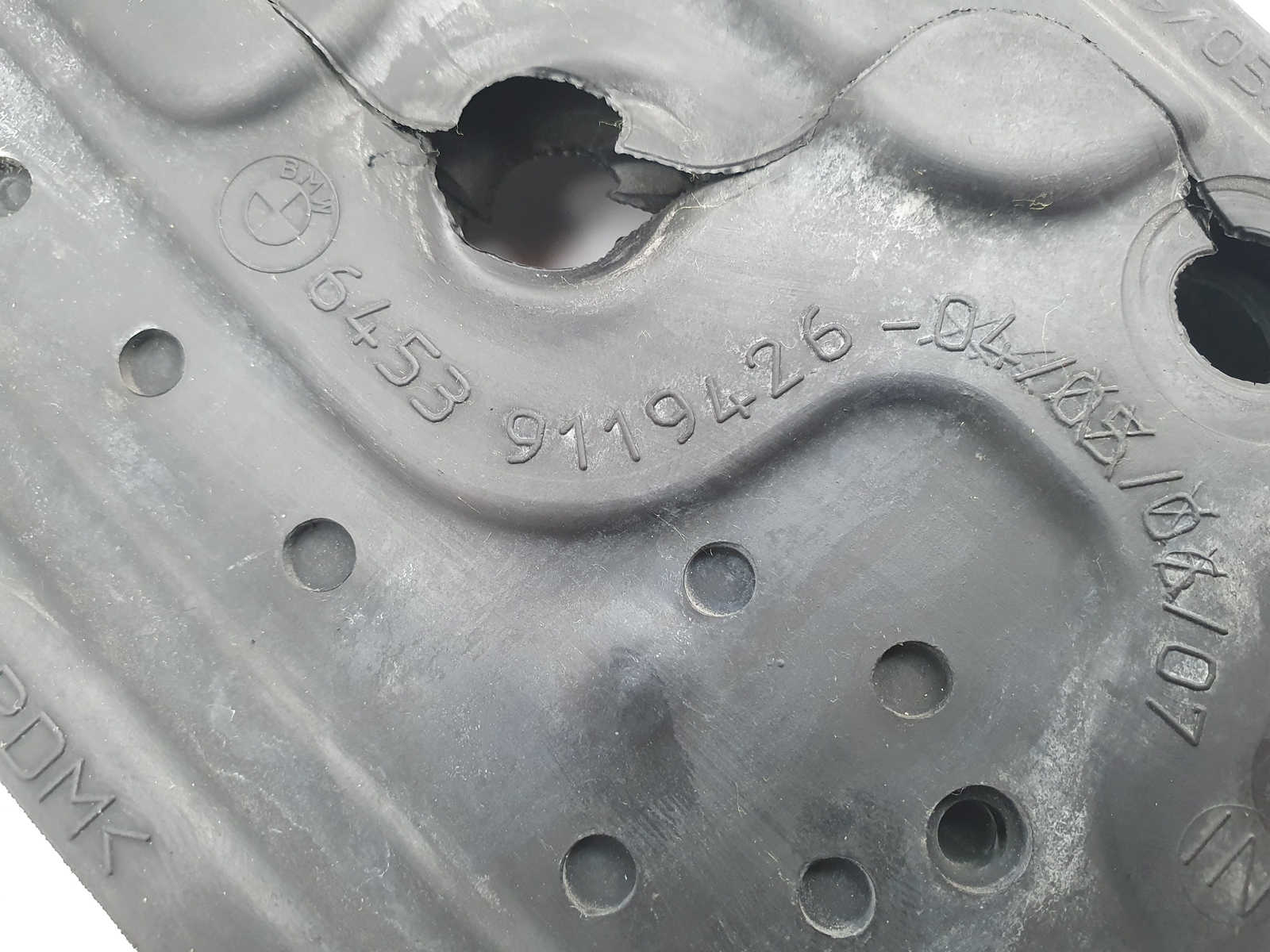 BMW 5 SERIES UPPER AND LOWER SECTION RUBBER 9127396 9119426 F10 | eBay