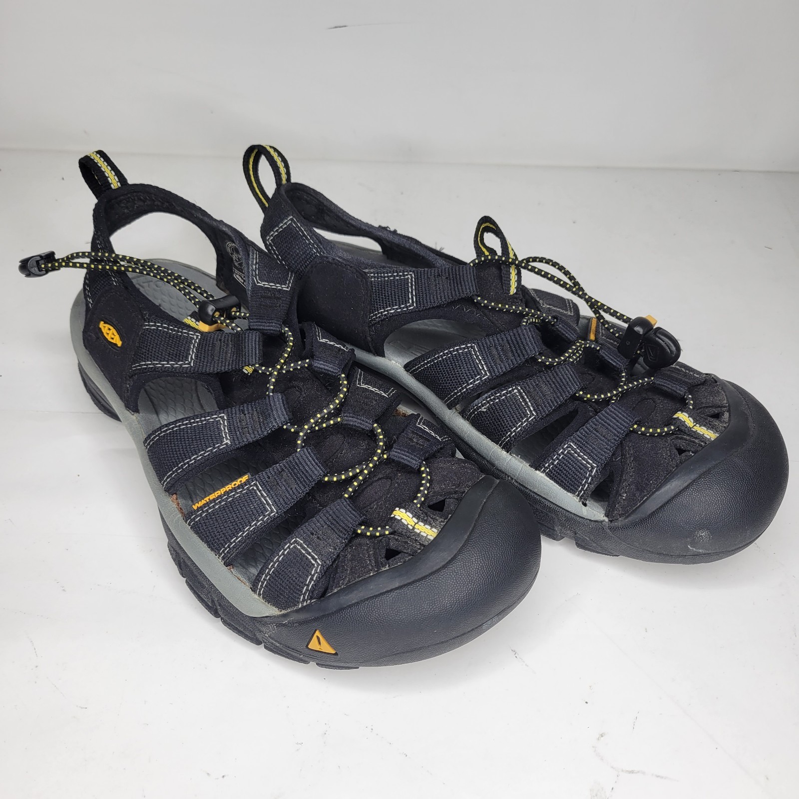 Sandali da pescatore KEEN Newport H2 donna taglia 7 nero giallo sport acquatici outdoor