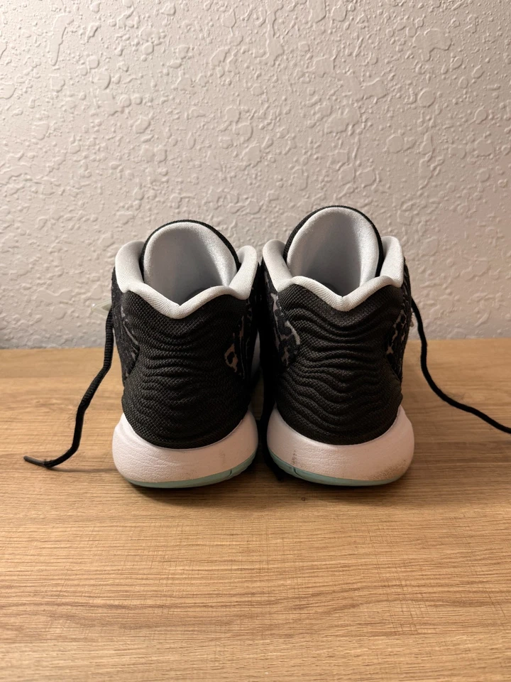 Size 11 - Nike KD 14 Black White - Image 3 of 4