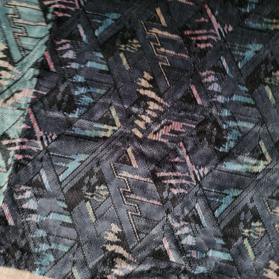 Panel de tela de terciopelo geométrico vintage Malden Mills años 80 90 70" X 55" Foto 4 de 4