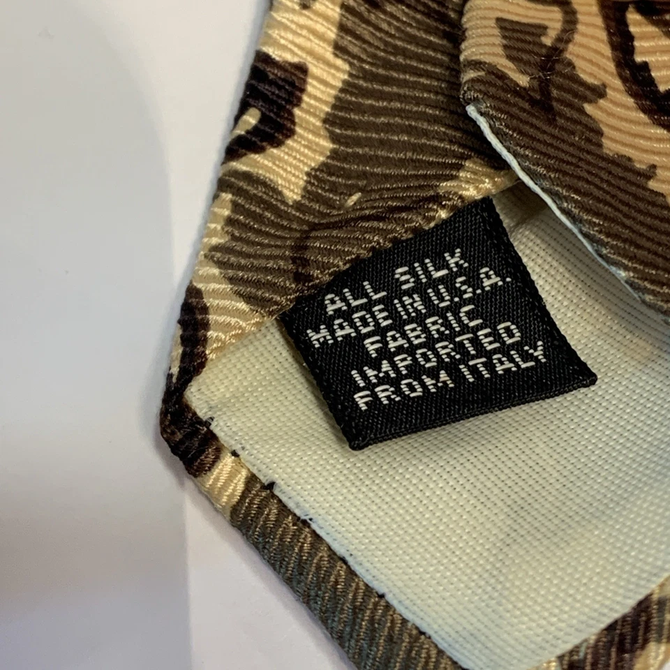 Corbata Alexander Julian Colores Verde/Amarillo/Negro Paisley Foto 4 de 4