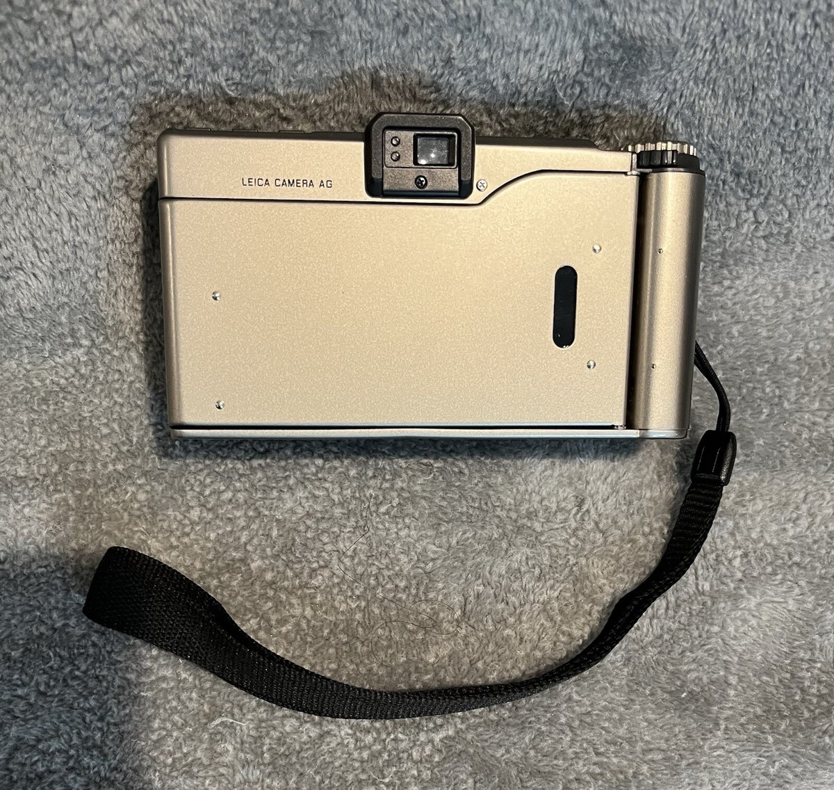 Leica Minilux Summarit 40mm f2.4 Point & Shoot Film Camera