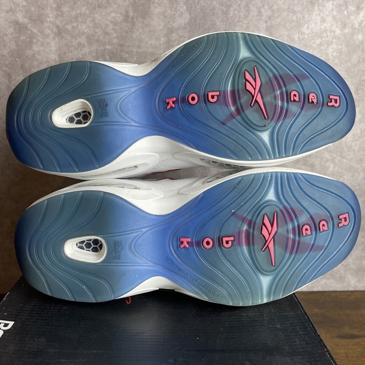 シューズ(男性用) REEBOK QUESTION MID ERIC EMANUEL 27cm Eric Emanuel x Reebok Question Mid: Official Release Info