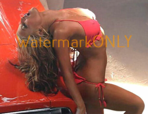 Gorgeous Actress "Jessica Simpson" as "Daisy Duke" "SUPER HOT" PHOTO! #(53) - Picture 1 of 2