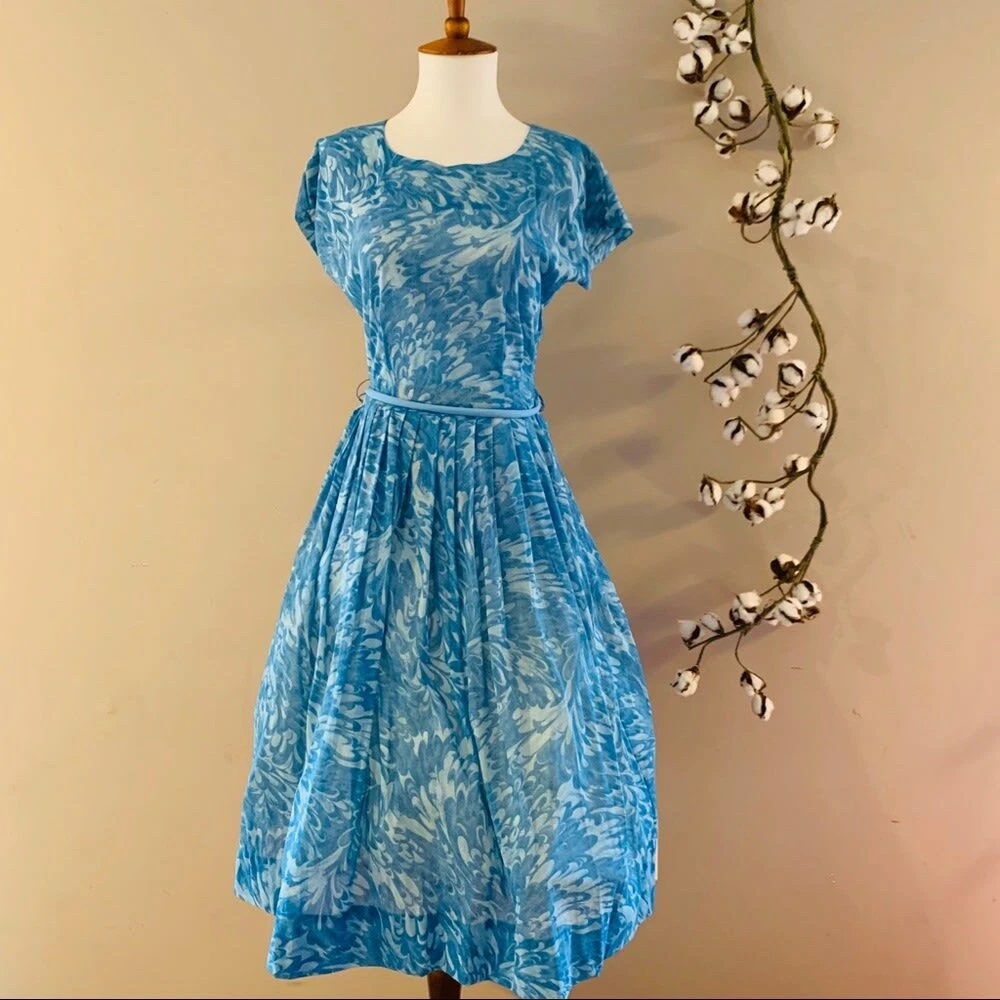 Fit and clearance flare vintage dress