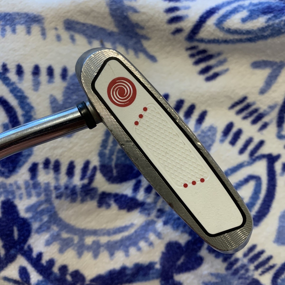 Odyssey White Hot XG SABERTOOTH With Super Stroke Grip | eBay