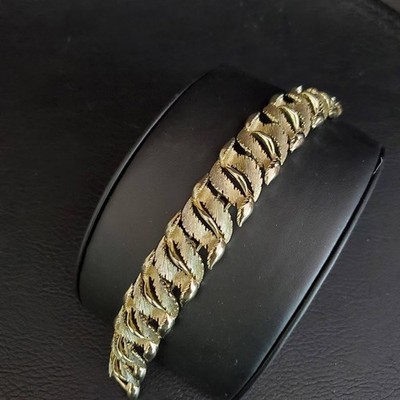 Lisner Vintage Gold Tone Textured Leaf Link Bracelet Mid Century Modern
