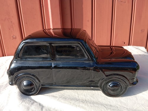 Austin Mini - Large Ceramic Tire Holder