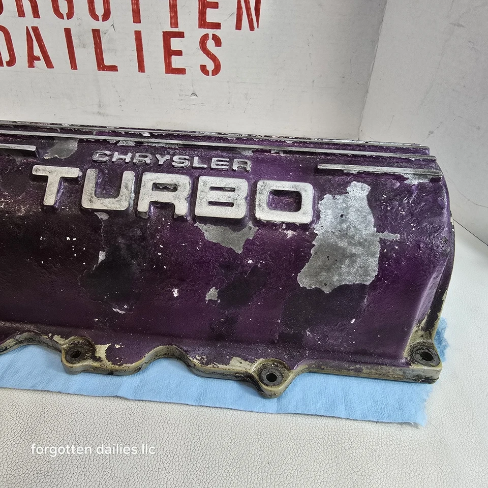 Cubierta de válvula Dodge Omni Shadow Sundance Horizon Daytona Laser Lebaron 4504350 Foto 3 de 4