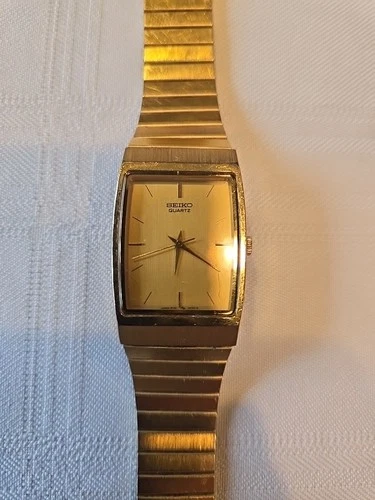 Seiko Men's Vintage Quartz Watch Gold Tone