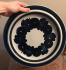 Vintage Arabia Finland Anemone Blue 13" Chop Plate / Ulla Procope — photo 1
