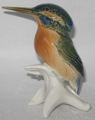 Karl Ens   antike Porzellanfigur eines Eisvogels auf einem weißen Ast   Porzella