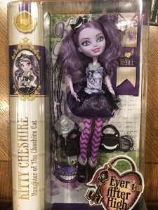 muñeca kitty cheshire