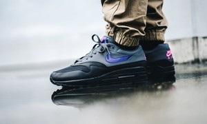 nike vapormax flyknit triple white