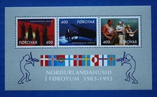 Faroe Islands (#249a) 1993 Nordic House Entertainers MNH souvenir sheet