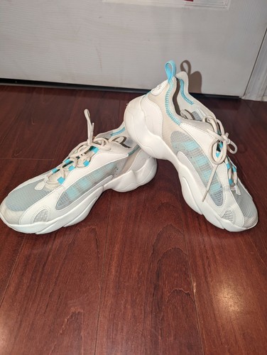 Reebok Women's Royal Pervader Sport Sneaker - Size 10 In Great Condition |  eBay