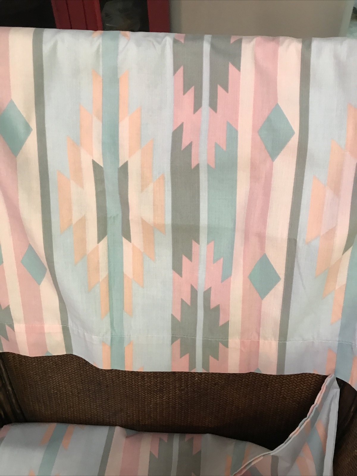 Two Lady Pepperell Standard Southwestern Pillowcases No Iron Percale