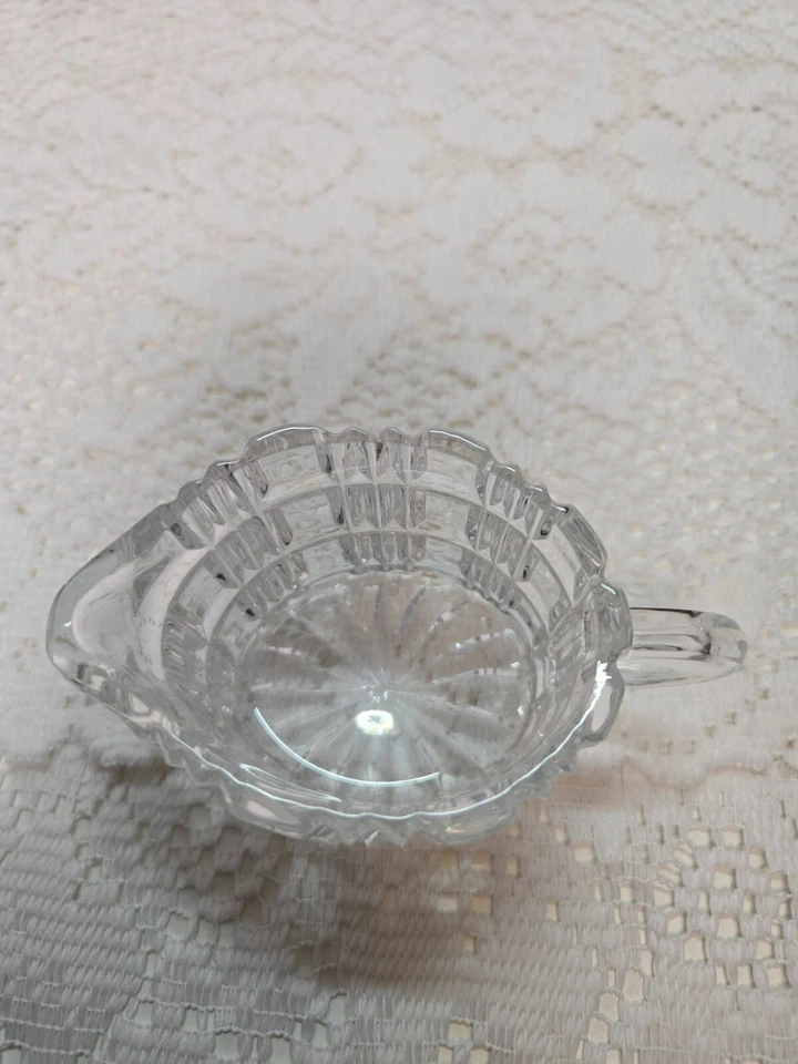 Винтажный свинец кристалл сливочник блок узор стекла сделано в Польше         - Изображение 3 из 4