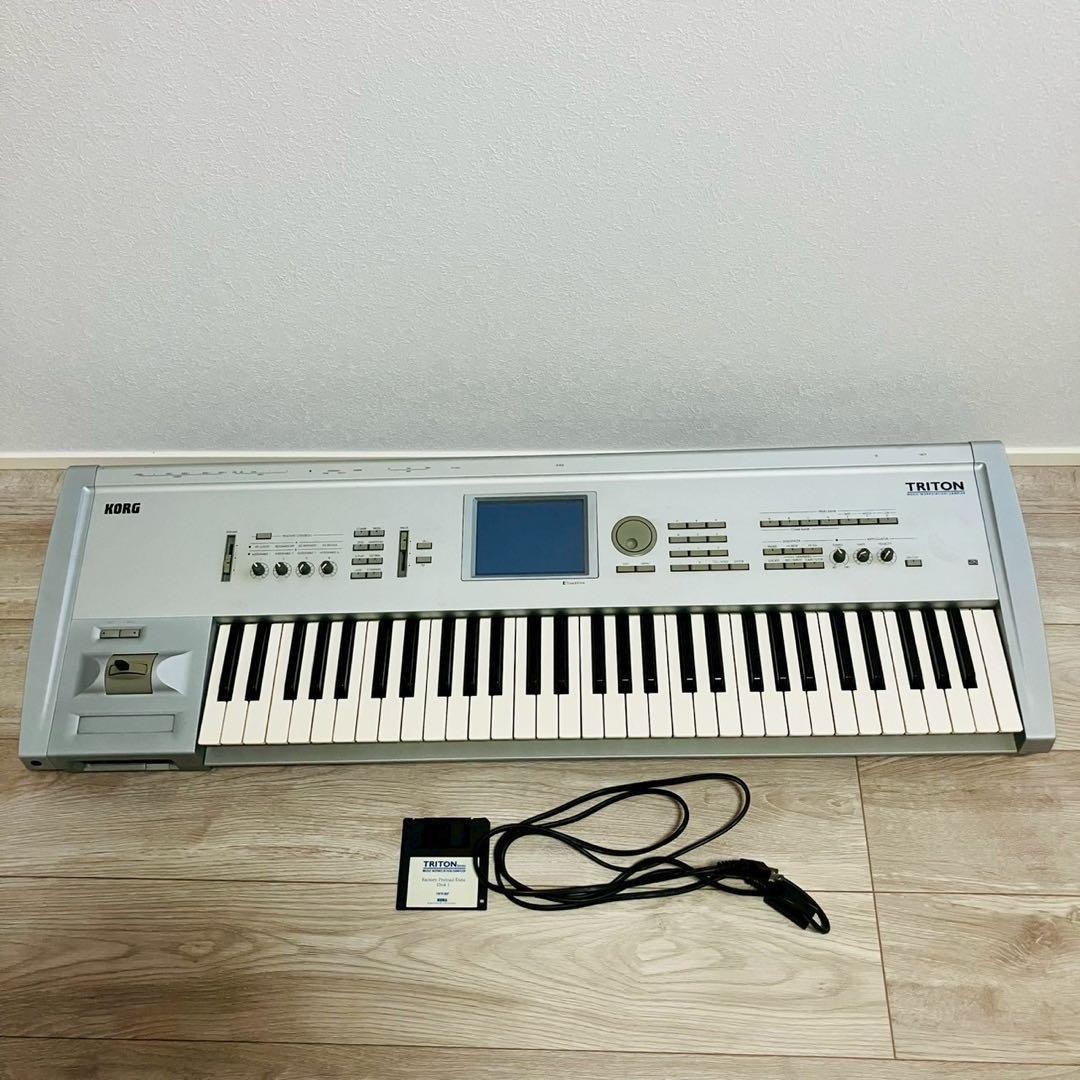 鍵盤楽器 Korg Triton 61 keys s-l400.jpg