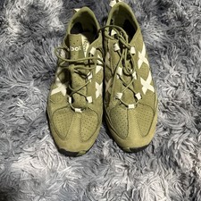 REEBOK 6  size 9 GREEN IVORY MESH CROSS LACE ...