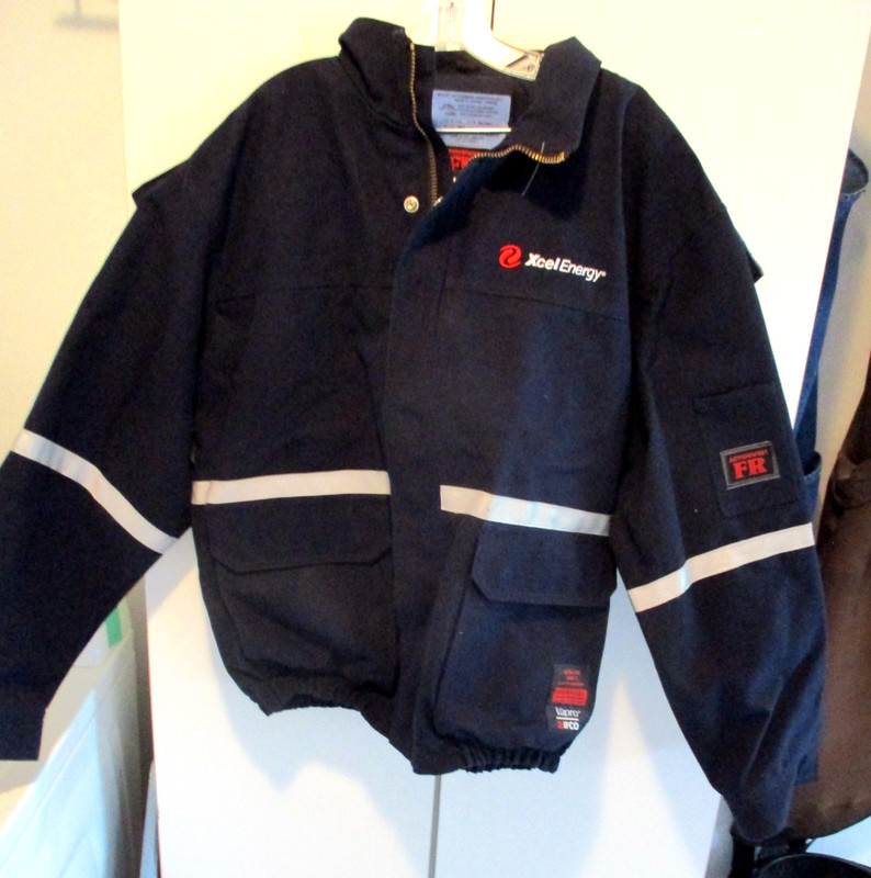 Actionwest FR Flame Resistant Coat Size XL Never Used