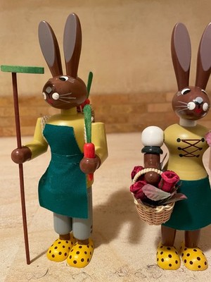 German Erzgebirge Folk Art Wooden Rabbit Couple Easter Figures w/ Box