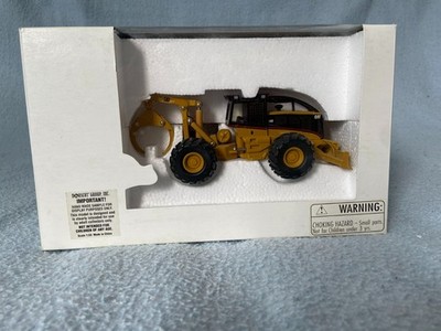 CAT 545 Grapple Skidder 1:50 Norscot #55035 Diecast Boxed