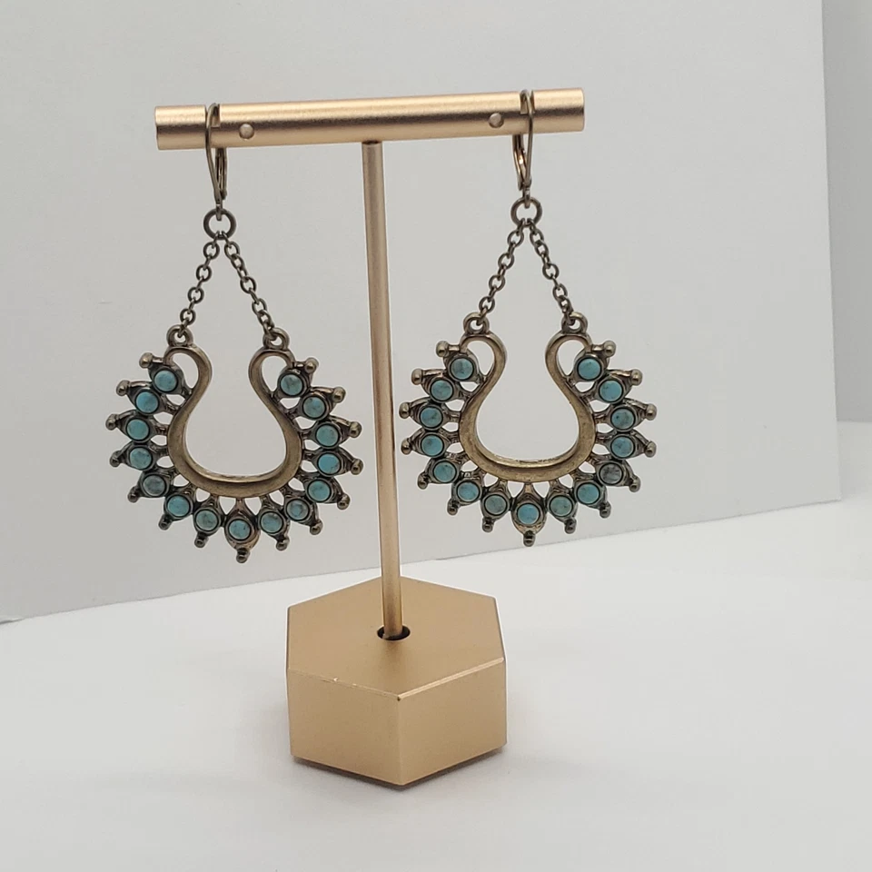Pendientes colgantes turquesa tono oro y latón Premier Designs Foto 2 de 4