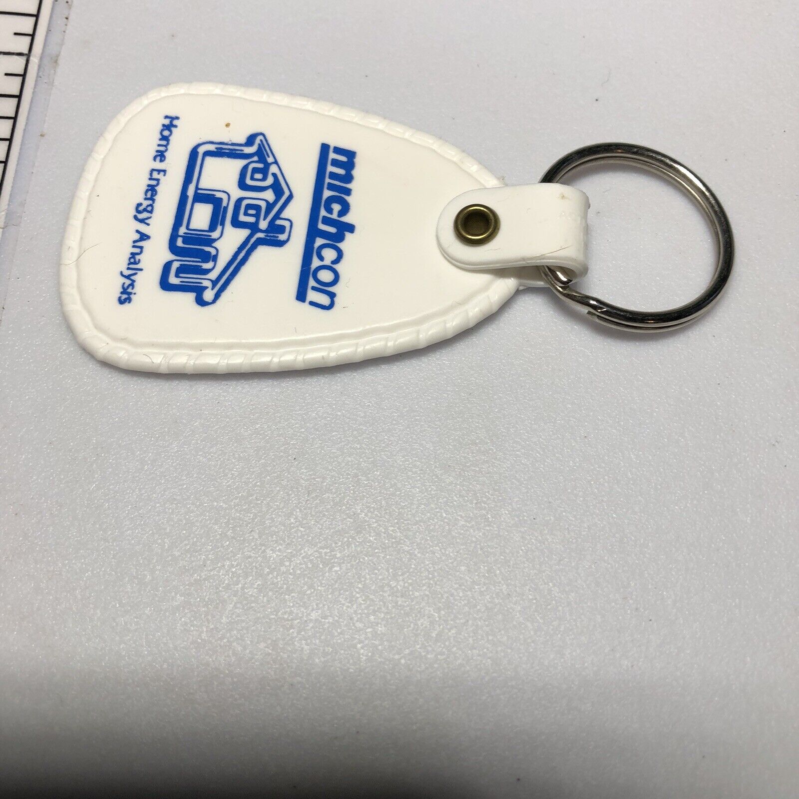 michcon-michigan-consolidated-gas-company-power-utility-energy-keychain