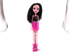 Monster High Draculaura in her Clothes and Pink Boots 2015 Mattel