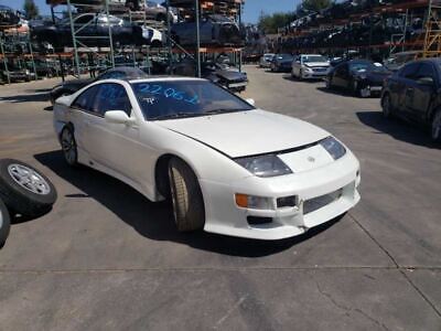 むーにー 1990-1996 Nissan 300ZX Driver Side Quarter Glass
