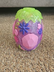 Hatchimals Large Lot Of 150 Assorted Colleggtables Mixed Season & Accessories 