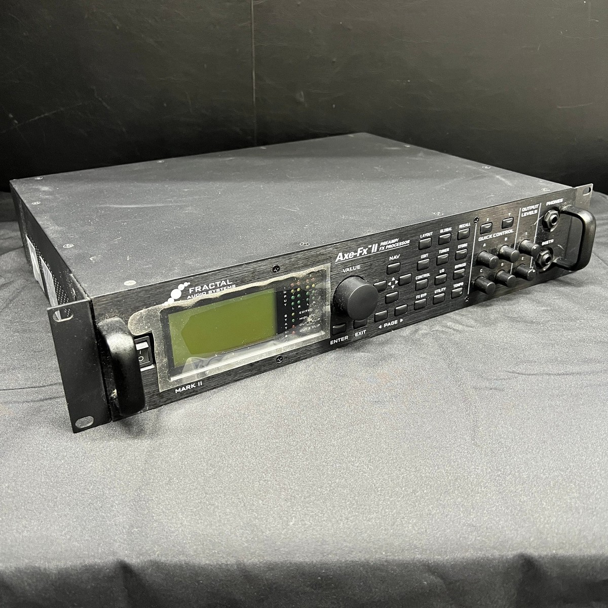 FRACTAL AUDIO SYSTEMS Axe-Fx Ⅱ MARK II Fractal Audio Axe FX II Mark II Effect Rack Used from JAPAN