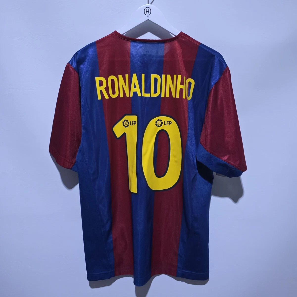 FC Barcelona Men Ronaldinho International Club Soccer Fan Apparel