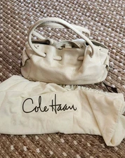 COLE HAAN Pebbled Leather Hand Bag Sholder Bag Purse Ivory Cream Chalk Vintage